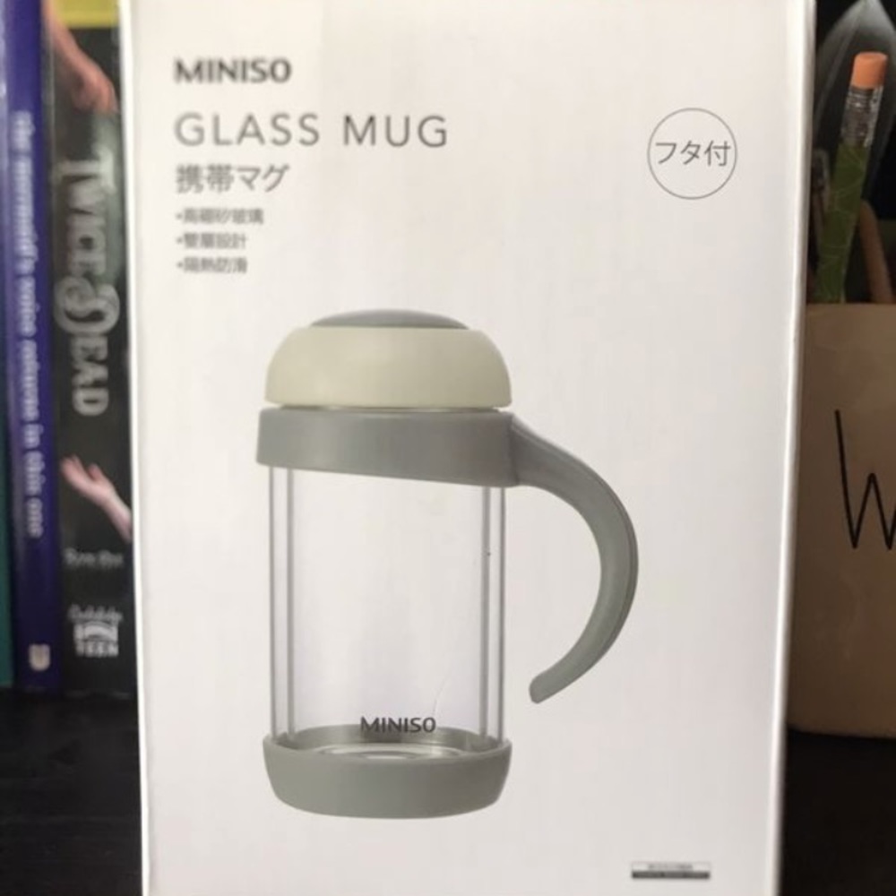 Glass mug